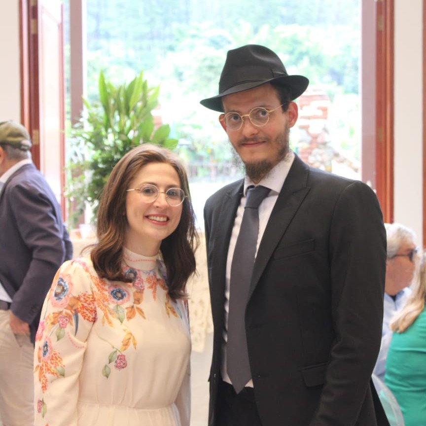 Rabbi Yakov & Mrs. Hana Poliwoda